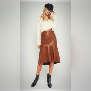 Olivaceous Faux Leather Skirt Large